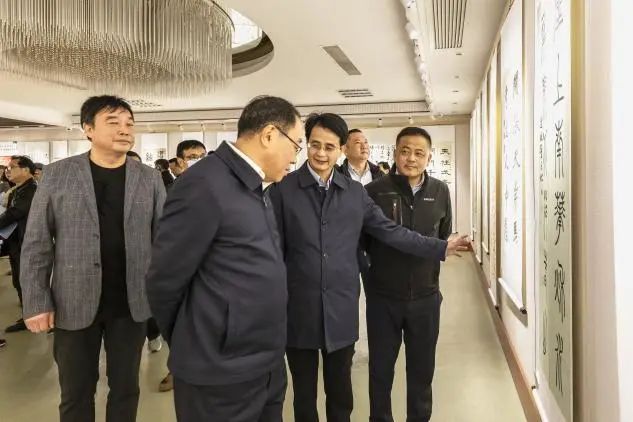 首届安庆市宜商书法作品展开幕